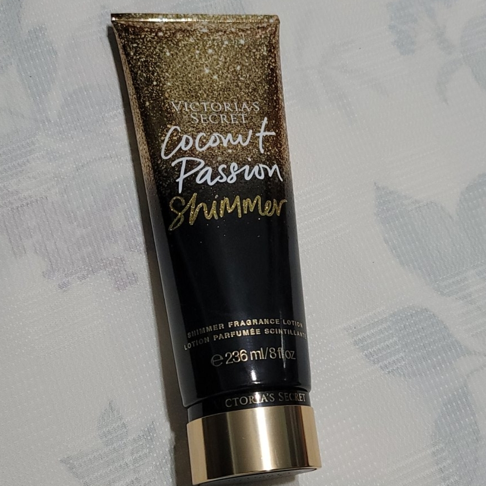 Victoria's Secret Coconut Passion Shimmer